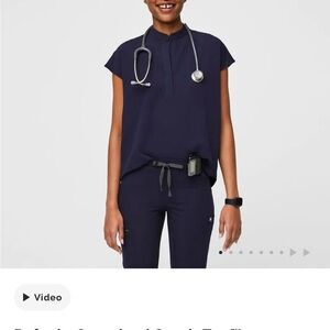 Figs Rafaela Oversized Scrub Top - Navy